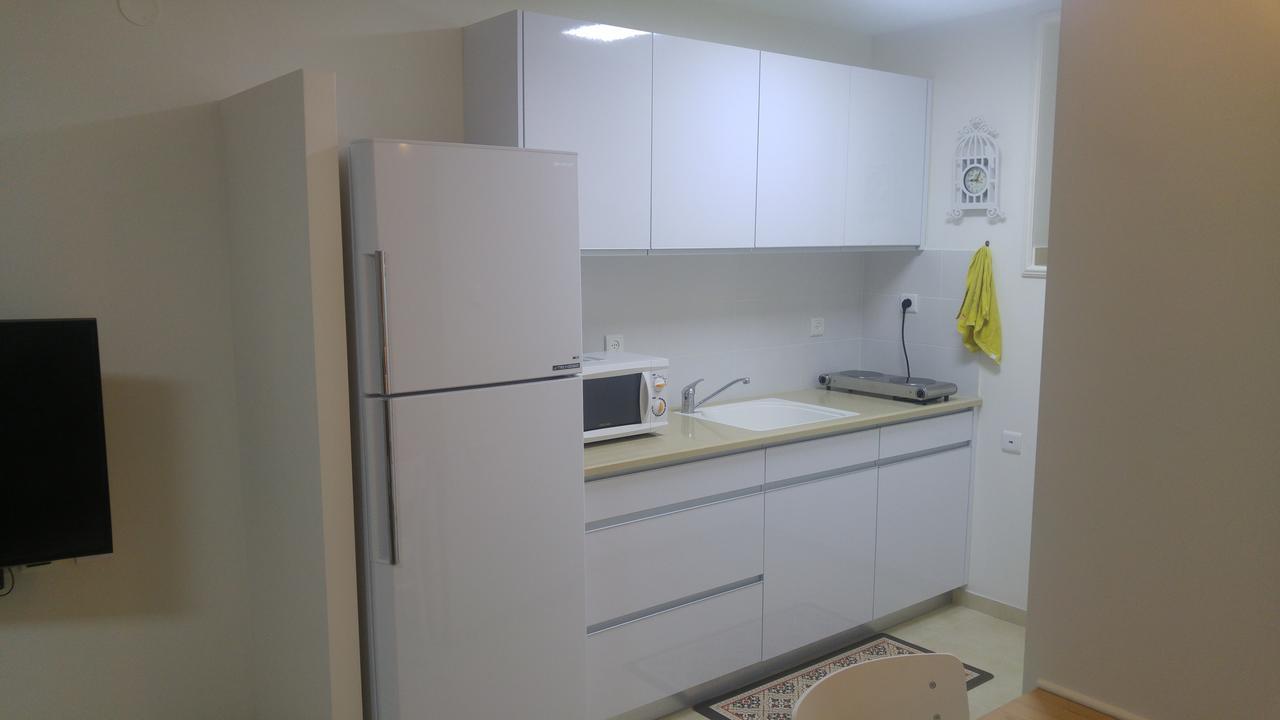 Sabba'S Apartment เคอฟาร์ซาวา ภายนอก รูปภาพ